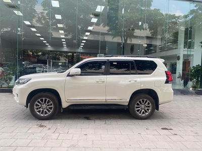 Bán Toyota Prado VX sản xuất 2019, 1 chủ, tên công ty xuất hoá đơn VAT 2