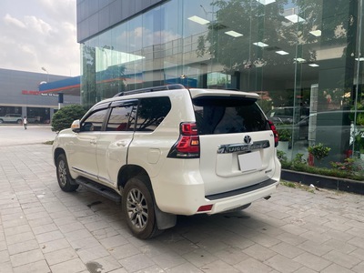 Bán Toyota Prado VX sản xuất 2019, 1 chủ, tên công ty xuất hoá đơn VAT 3