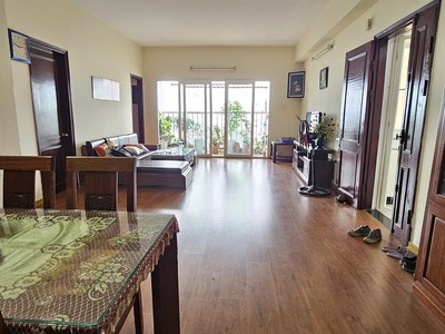 Cần bán chung cư tại tòa m3-m4 nguyễn chí thanh 96m, 3 ngủ, 2 vệ sinh chỉ 5,2ty 1