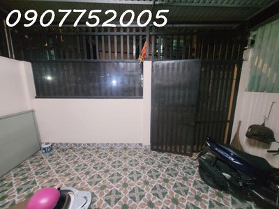 Mặt tiền 6m - khu vip hiệp phú - ngộp bank giảm sâu 3