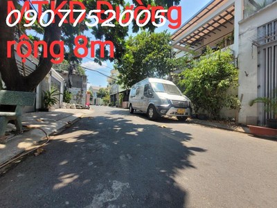 Mặt tiền 6m - khu vip hiệp phú - ngộp bank giảm sâu 0