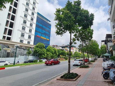 Bán nhà mặt phố hồng tiến, vỉa hè, 7 tầng, thang máy, kinh doanh ngày đêm. 4