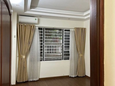 Bán nhà thái hà , đống đa, gara ô tô, diện tích rộng 52m2, mặt tiền nét 4.2m, 6 tầng, gía chỉ nhỉnh 4