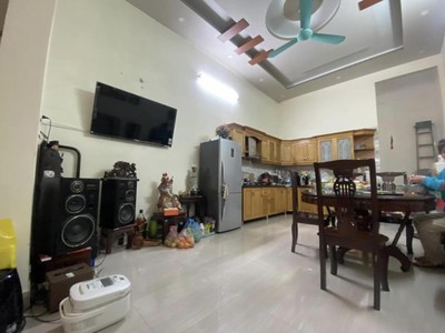 Chính chủ cần bán nhanh căn nhà đẹp mặt tiền trung tâm hành chính nguyễn văn trỗi - nam định 1
