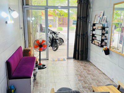 Chính chủ nhượng tiệm nail - gội đầu tp vinh địa chỉ :19 kim liên,hưng chính, tp vinh 2