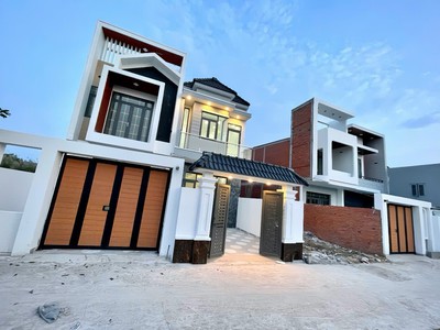 Chủ ngộp bán gấp nhà trệt lầu Bùi Thanh Khiết 5x19 giá 1ty1 SHR đường ô tô 7m tới nhà 0