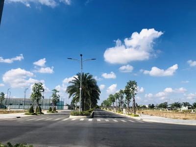 Thanh toán trước 400 triệu đã sở hữu 1 nền đối diện siêu dự án ecopark 0