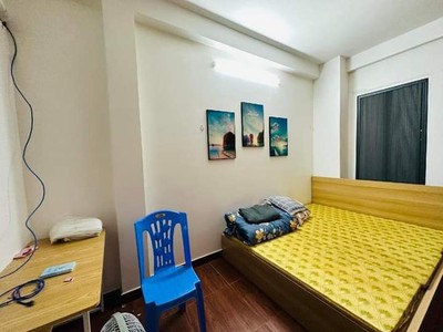 Hot hot   quá rẻ nhà lạc long quân, cầu giấy diện tích 37.3m chủ tự xây 5 tầng mặt tiền 4.5m giá 3