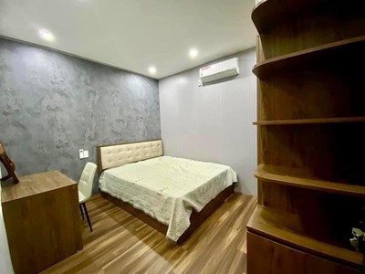 Cho thuê nhà riêng Xóm Trung Văn Cao giá tốt 1
