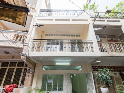Cho thuê nhà 2 tầng đường Nguyễn Văn Linh 0