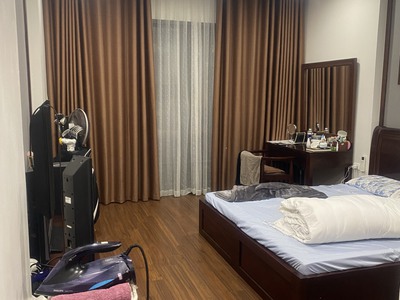 Chính chủ cho thuê nhà nguyên căn full nội thất mới đẹp mặt phố phạm thận duật, cầu giấy. 4