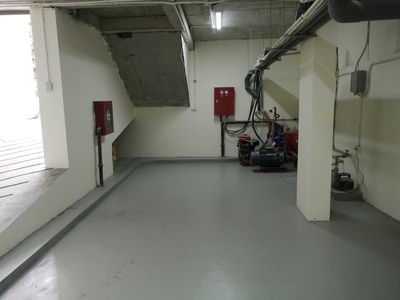 Bán tòa văn phòng giải phóng lô góc ô tô kinh doanh dt120m2 nhỉnh 33 tỷ 3