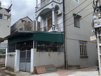 Chính chủ gửi bán nhà 3 tầng xóm đường nguyên khê, đông anh, hà nội 0