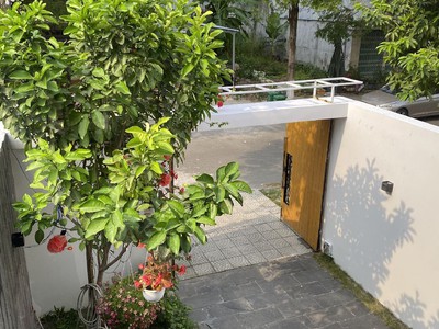 Biệt thự, nhà liền kề Biệt thự sân vườn ngay trung tâm Cẩm Lệ, TP Đà Nẵng full nội thất giá hơn 4t 6