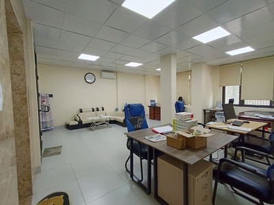Văn phòng11 triệu/tháng 80m2  2 sàn , mặt tiền 7m,tô vĩnh diện,hn 0