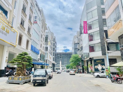 1 lô duy nhất, lý thường kiệt -  cư xá lữ gia, quận 10, dt:5.5x15m, xây 7 tầng, 19.8 tỷ 0