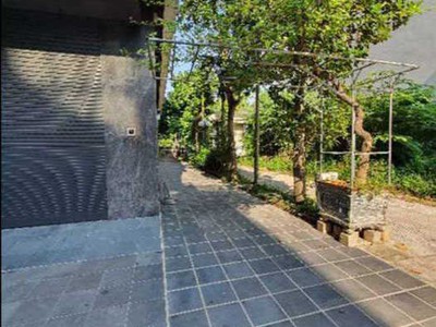 Bán đất phân lô thạch bàn, oto tránh gần chợ hướng đông vuông 75m, mặt tiền: 5m, 9 tỷ 8 4