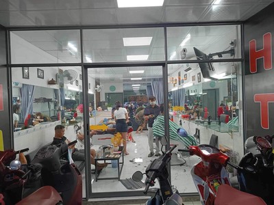 Cần sang tiệm tóc đang hoạt động đường Nguyễn Thị Kiểu Quận 12 1