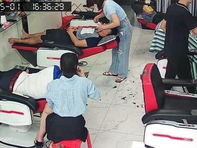 Cần sang tiệm tóc đang hoạt động đường Nguyễn Thị Kiểu Quận 12 3