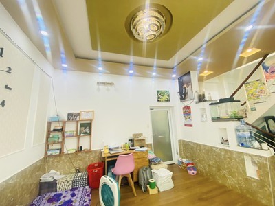 Bán nhà 2 tầng kiên cố kiệt 2m5 Lê Hồng Phong trung tâm Hải Châu 1