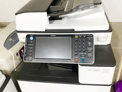 Máy Photocopy Màu Ricoh MP C5503 Mới 90 1