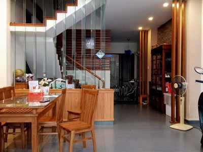 Trực tiếp chính chủ 4 tầng mặt tiền đường 5m5 hưng hoá 4 giá rẻ 6 tỷ 0