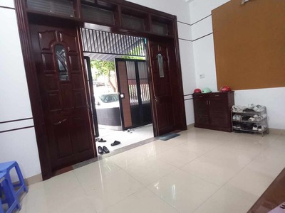 Cần bán nhà nguyễn hữu tiến - cẩm lệ - nhà mới 3 tầng đường 10 sát đường thăng long -  hiếm có. 0