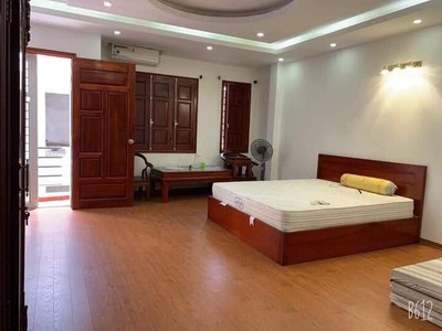 Bán nhà đẹp học viện tài chính- quận bâc từ liêm - dân xây- gần chợ- dt50m , mt4.5m ,4tầng-  giá 2