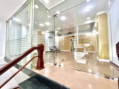 Ưu đãi giảm giá 30 cho MB mặt tiền đường Khánh Hội ngang 6m, ngay công viên KH 2
