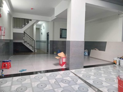 Siêu dòng tiền 55tr/th ngay trung tâm cạnh các cụm trường đại học với 18 phòng đẹp. thang máy đời 0