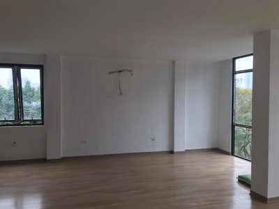 Chính chủ cần cho thuê vp tầng 3  4 tại địa chỉ: số 8 phạm thận duật 3
