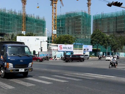 Giảm 3 Tỷ Bán Gấp Căn Nhà 4 Tầng và Lô Đất Bên Cạnh Mặt Tiền đường GS1 BigC Go Dĩ An KD Víp 3