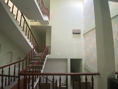 Kinh doanh sầm uất - Mặt tiền lớn hơn 400m Lê Văn Hiến chỉ 23 tỷ. 1