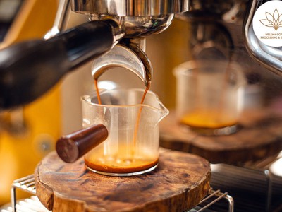 Manual Vs Automatic Espresso Machine. Which One Is The Best For You 0