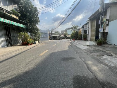 Quận 9  bán mặt tiền kd đường  379 - tân nhơn phú a - dt đất 90m2 - 7.6 tỷ 3