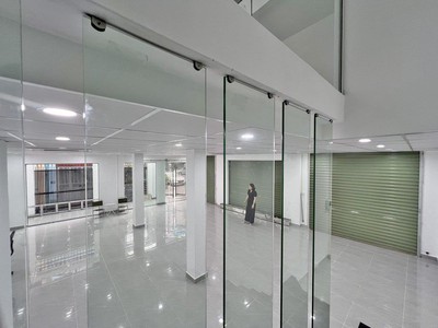 Văn phòng lý tưởng cho dn thuê tại việt hưng, long biên, 2 tầng  180m2 dtsd, mt rộng 12m, đường 3 2