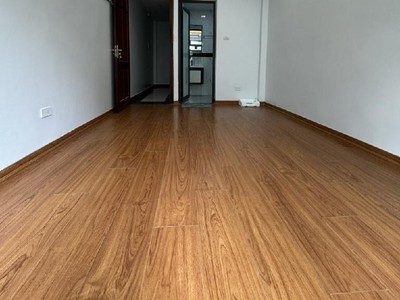 Bán nhà mặt phố Hoàng Công Chất, Kinh đoanh đỉnh, ô tô đỗ cửa 4.2 tỷ mặt tiền 3.3m 50m2 4 tầng 3