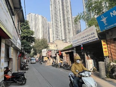 Bán nhà mặt phố Hoàng Công Chất, Kinh đoanh đỉnh, ô tô đỗ cửa 4.2 tỷ mặt tiền 3.3m 50m2 4 tầng 5