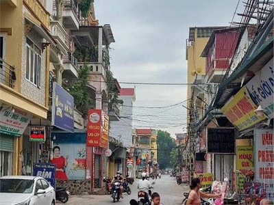 Kinh doanh bất chấp khu vực cực kỳ đông dân - giáp khu công nghiệp bắc thăng long  - hàng hiếm giá 2