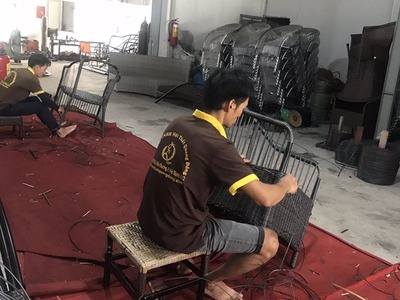 Nhận gia công, sửa chữa, đan lại bàn ghế cafe giả mây tại Tp. HCM 1