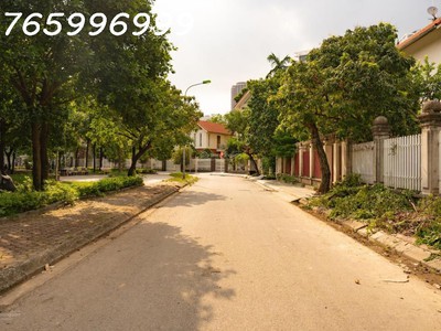 Biệt thự 86 tỷ: 500m2 x 3t x 2 mặt tiền tại làng việt kiều châu âu, mỗ lao 0