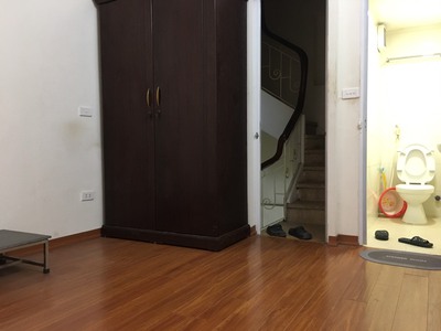 Cho thuê nhà 4 tầng gần Ngã Tư Sở 3