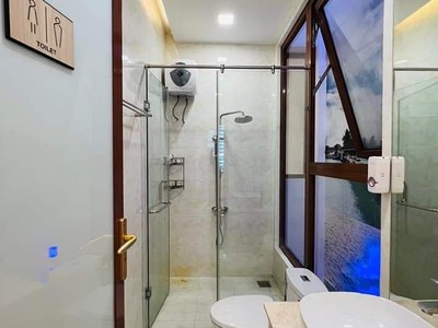 Cho thuê nhà 3 tầng mặt tiền tiểu la - hoà cường bắc-hải châu-đà nẵng 0