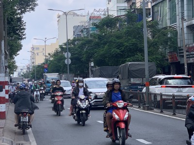 Bán nhà mặt tiền  3 tháng 2 - gần hàn hải nguyên, 4x17m, 3 tầng - 5 pn,  giảm 18.5 tỷ. 0