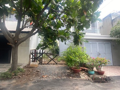Bán lô đất hxh 8m thông sát mt bình lợi, p13, dt 5x19m, cn  90m2, giá chỉ 9.5 tỷ 0