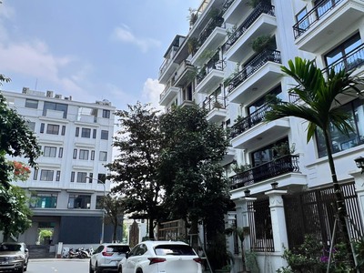 Bán nhà liền kề lâm hạ: 115m2, 8t, mt6m, để ở và kinh doanh, 36.5 tỷ 0