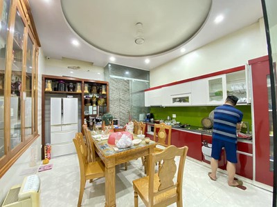 Bán nhà phân lô sao sáng, diện tích 60m 4 tầng độc lập giá 7 tỉ vị trí cực đẹp 1