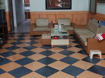 Cần bán gấp nhà 2 tầng ngõ phố Cô Đông giá 3 tỉ 0