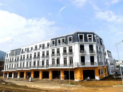 Căn LK 100m2 cách hồ Sa Pa chỉ 3 phút đi xe điện, sổ đỏ lâu dài cam kết cho thuê 540 tr / 36 tháng 3