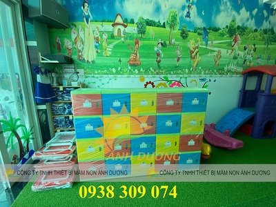 Tủ nhựa đựng đồ dùng mầm non, tủ đựng cặp mầm non giá rẻ 0
